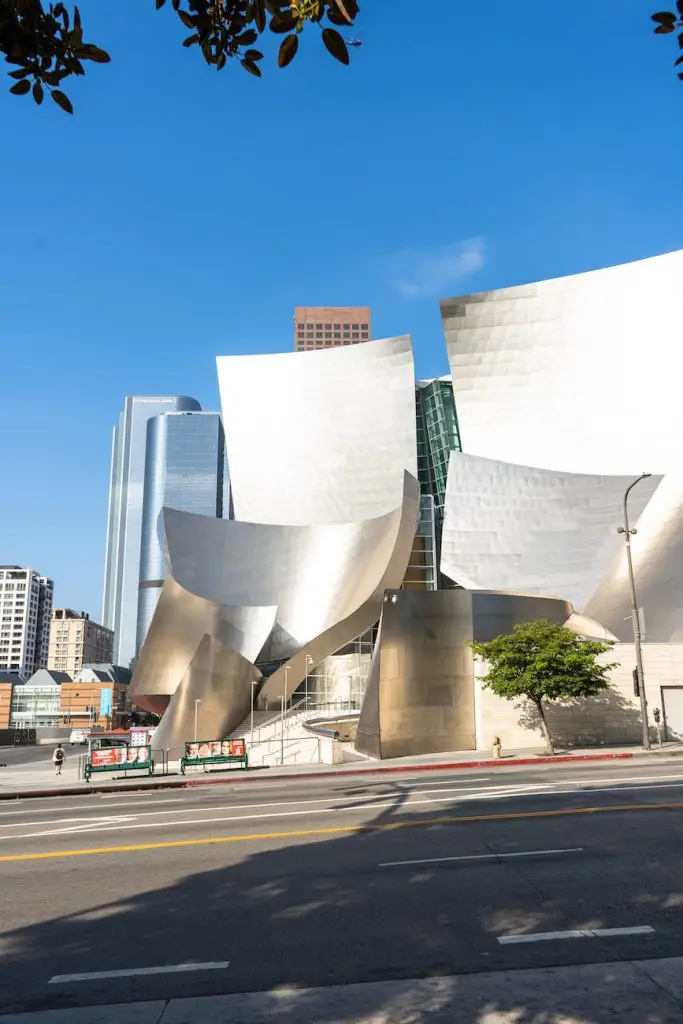 exterior of guggenheim museum bilbao spain