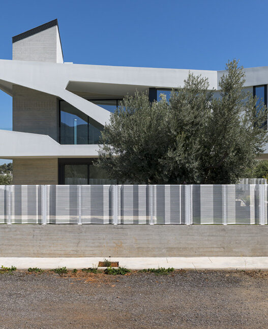 The Ise Paradox Is A Building 1300 Years Old If It Was Built Yesterday - Image 1