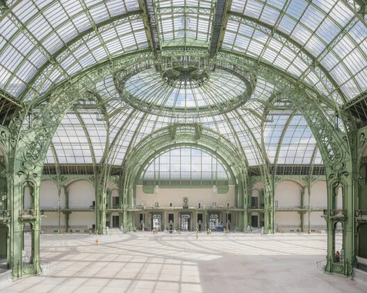 The Grand Palais Chatillion A Modern Architectural Marvel - Image 3